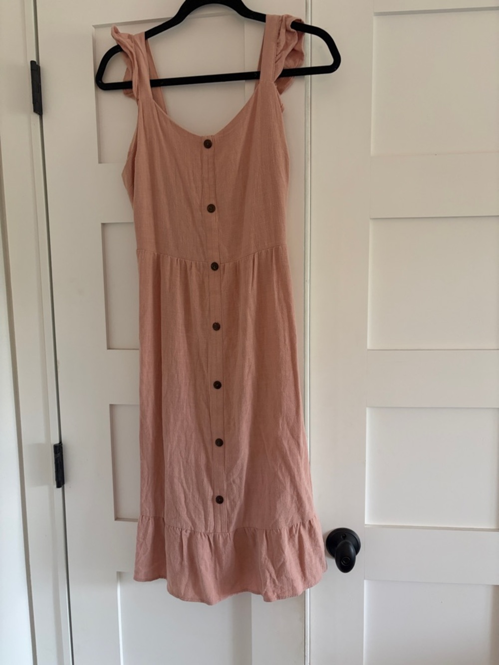 Sleeveless Peach Button-Front Midi Dress